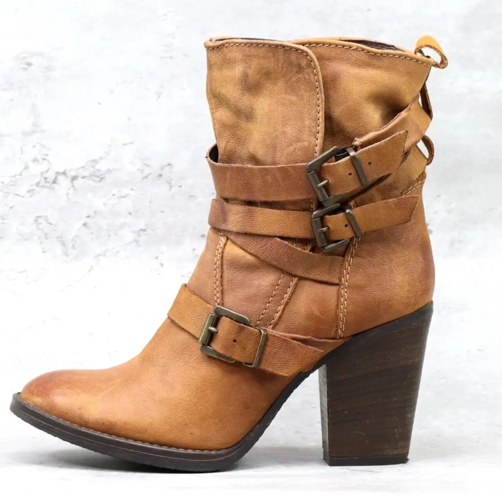 NEW Steve Madden Brown Boots